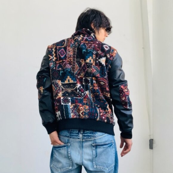 Men’s Tapestry Design Black Casual Jacket NWT - Picture 2 of 6